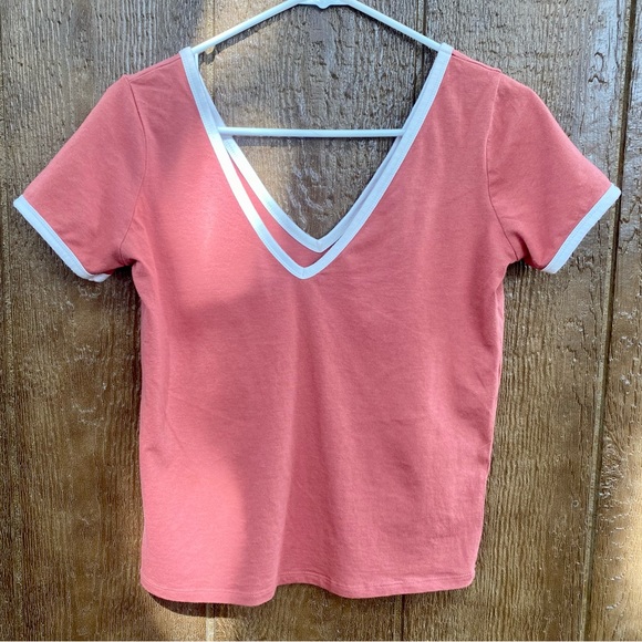 Forever 21 Double Deep V-neck Crop Top Size Large - Picture 9 of 9